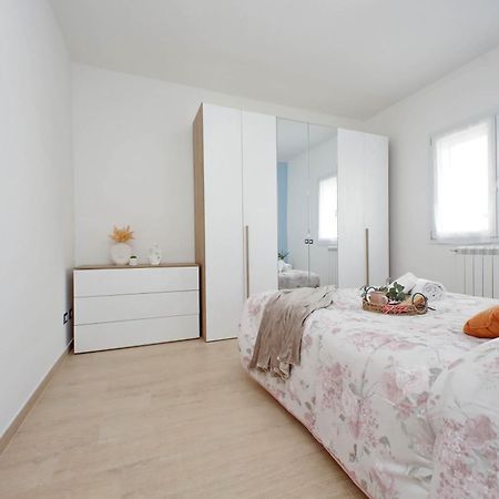 Andrea Home- Collegato A Roma E Aeroporto Fiumicino Luaran gambar